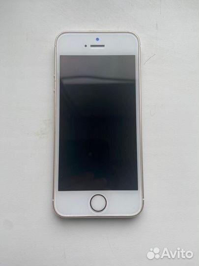 Телефон iPhone 5s