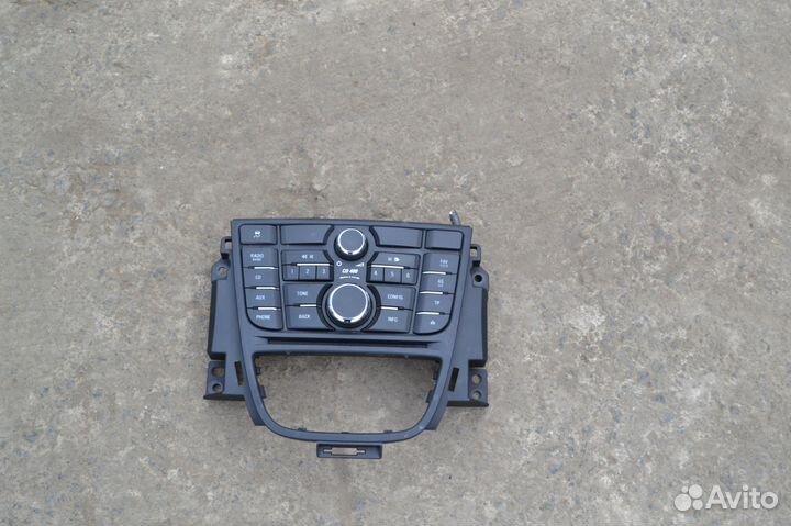 Блок управления магнитолой opel astra j