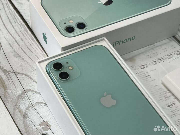 iPhone 11, 64 ГБ