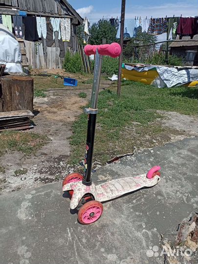 Самокат детский трехколесный