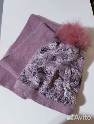 Шапка с шарфом с ангорки