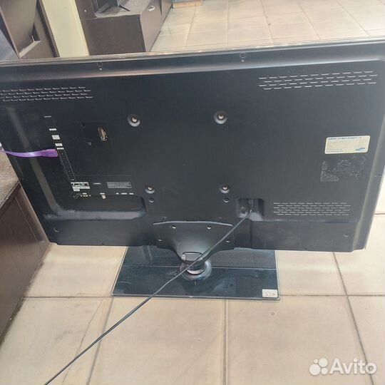 Телевизор Samsung UE40D6100SW