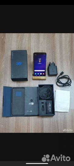 Samsung Galaxy S9, 4/64 ГБ
