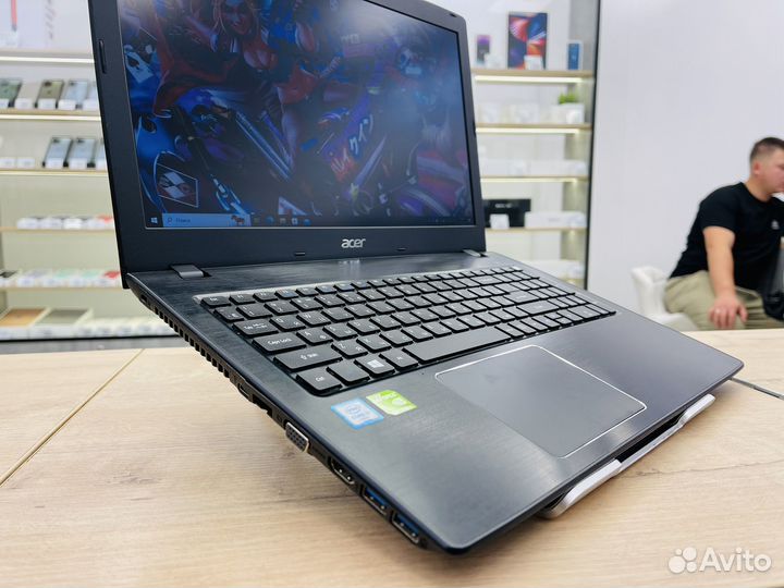 Ноутбук Acer i3/8gb/240SSD/750HDD/geforce 940mx
