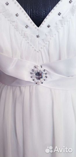 Новое свадебное короткое платье 46р белое