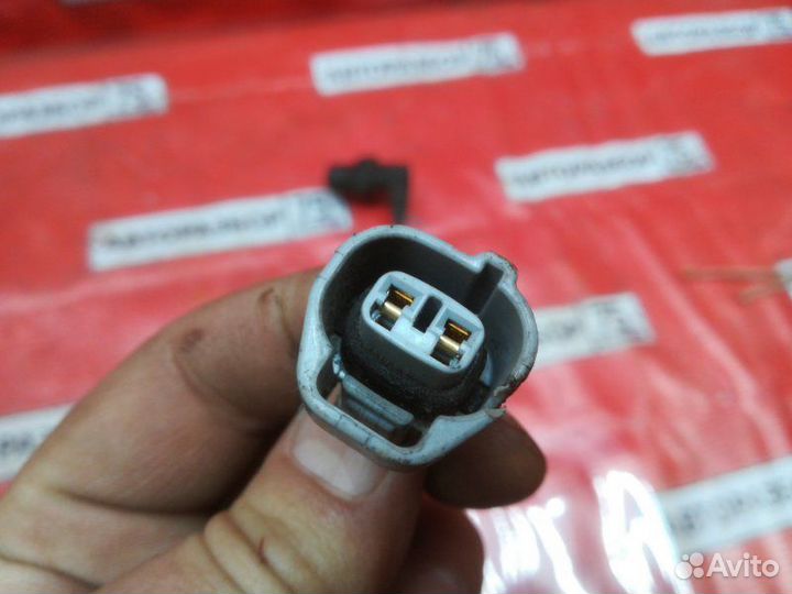 Датчик abs передний левый Toyota Corona ST190 4SFE