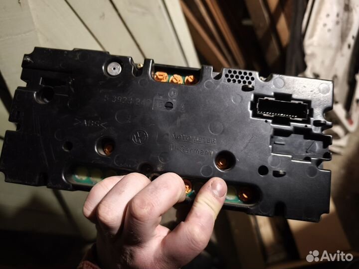 Приборная панель Golf 3