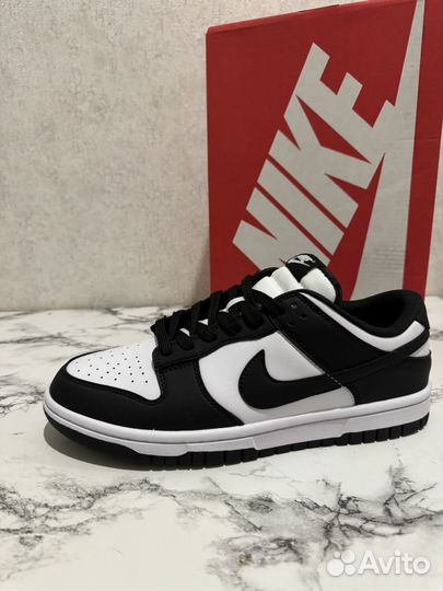 Nike Dunk Low Retro