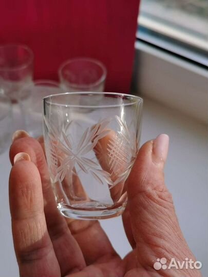 Хрустальные рюмки