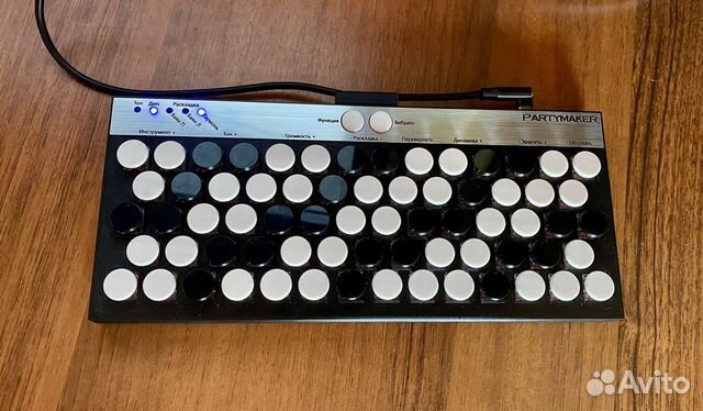 Баяно-гармонная миди-клавиатура PartyMaker