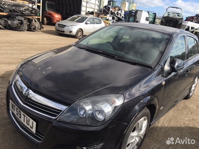 Разбор на запчасти Opel Astra H