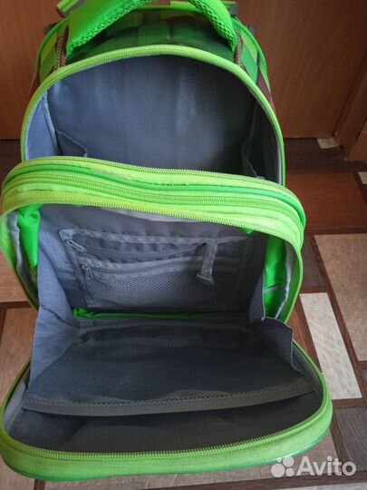 Продам школьный рюкзак