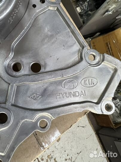 Насос охлождаюшей жидкости 25100-3L100