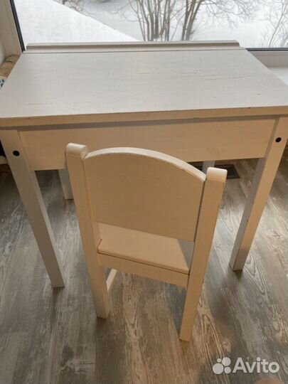 Детский стол и стул IKEA сундвик