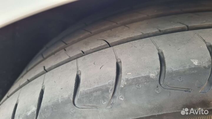 Комплект оригинальных дисков с резиной R17