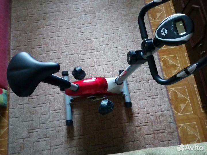 Вертикальный велотренажер