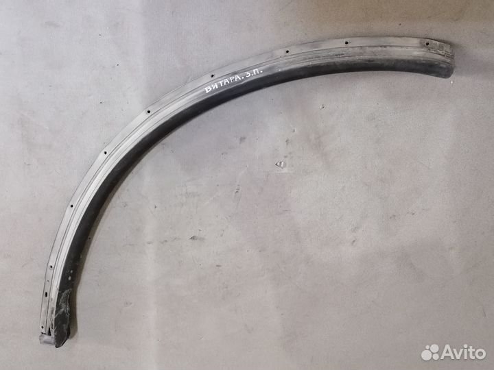 Резинка арки двер.зад.прав.Suzuki Grand Vitara