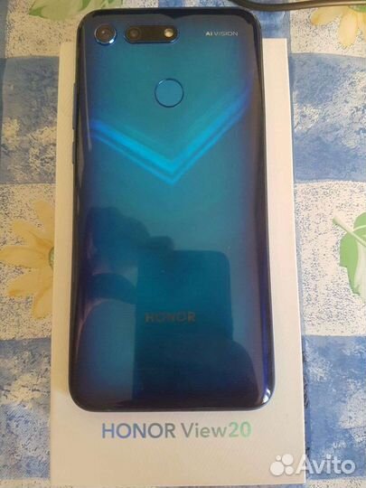 Телефон Huawei Honor view 20 8/256