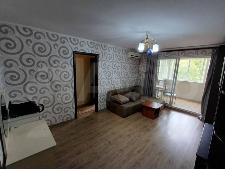 2-к. квартира, 50 м², 4/5 эт.