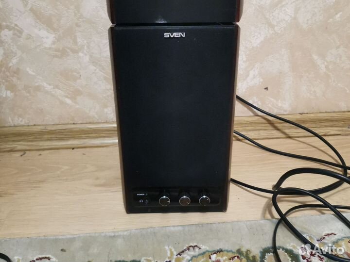 Акустические колонки sven