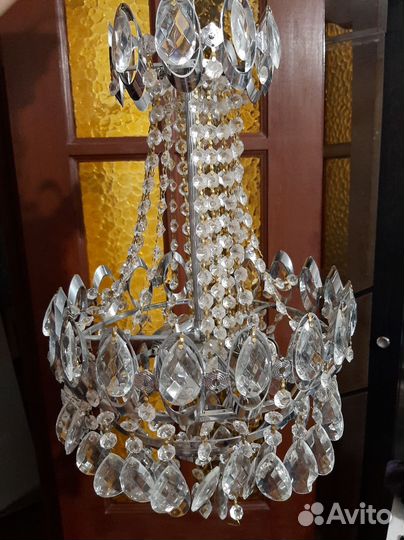 Люстры бу.хрустальная