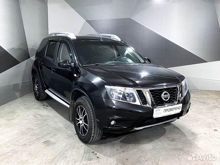 Nissan Terrano 2.0 AT, 2017, 61 655 км