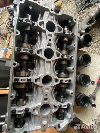 Головки /Мотор ваз 16/8 клапанный 1.5 1.6