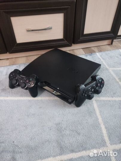 Ps3 slim (320)(1тб) +2 геймпада