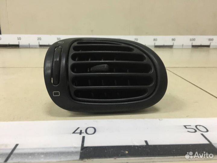 Дефлектор воздушный Peugeot 206 1998-2012