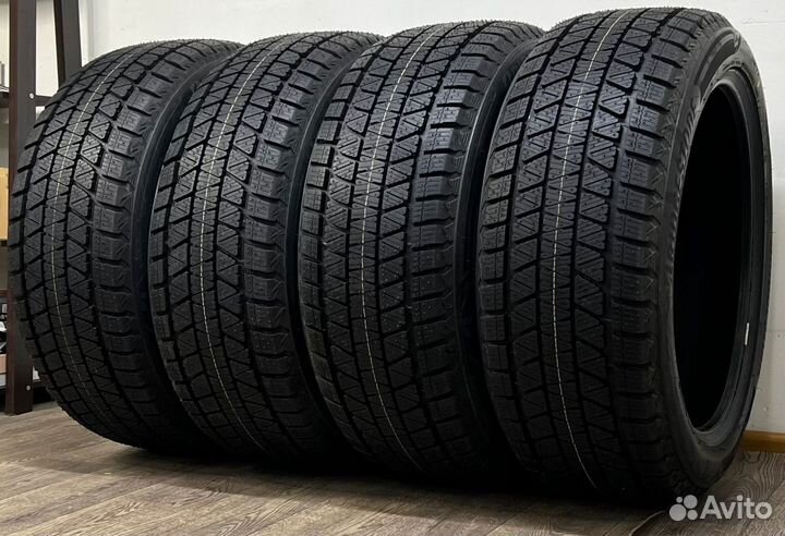 Bridgestone Blizzak DM-V3 295/35 R21 107T