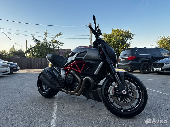 Ducati Diavel Carbon