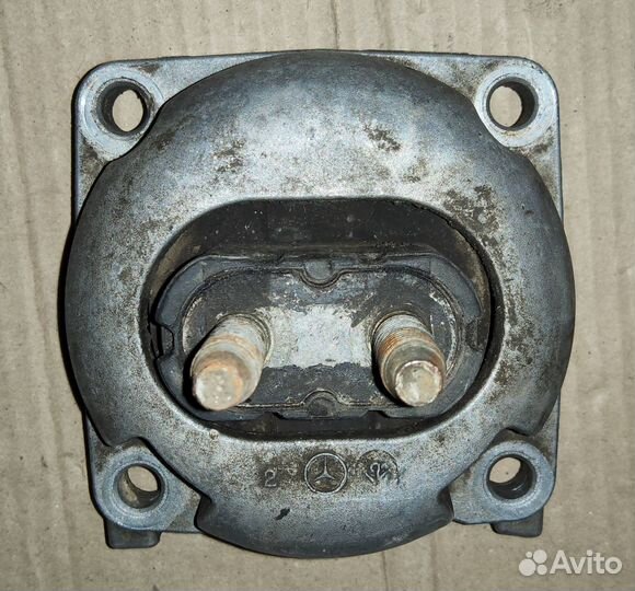 Подушка кпп Mercedes GL-class