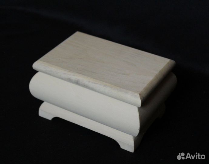 Шкатулка фигурная