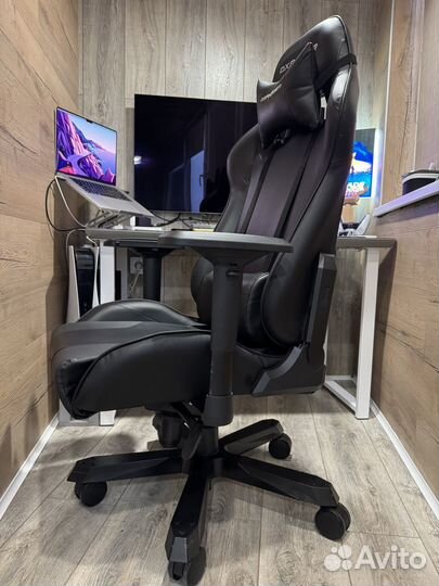 Игровое кресло DXRacer King OH/KS99/N черное