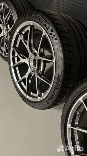 Комплект кованых колес BBS на Porsche 911 Turbo S