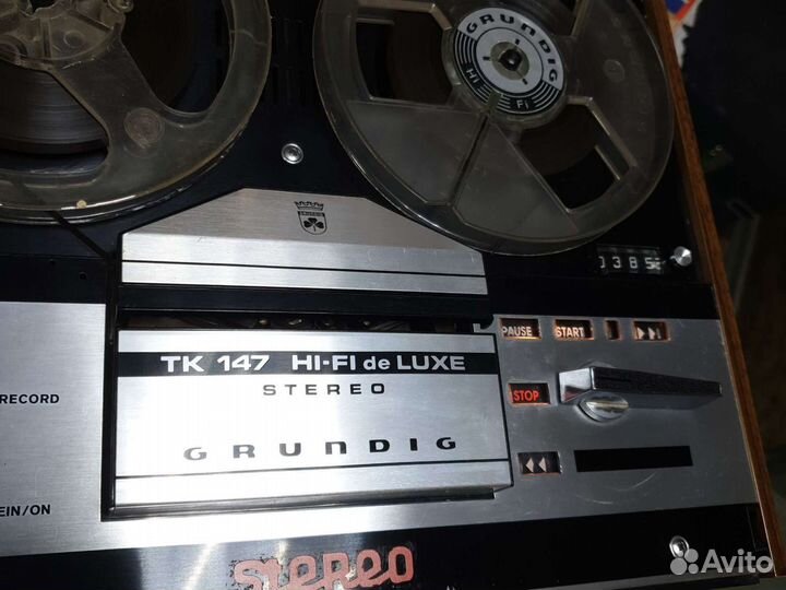 Катушечный магнитофон grundig TK147 HI-FI de luxe