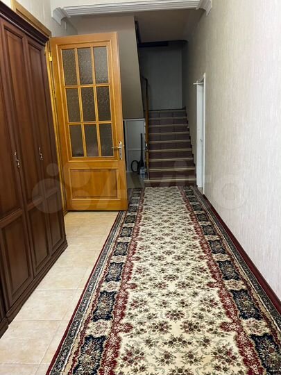 Дом 220 м² на участке 7,5 сот.