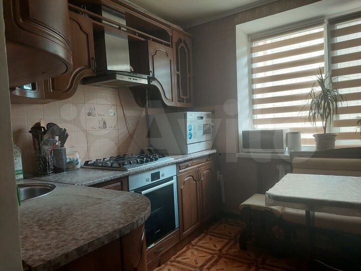 3-к. квартира, 60 м², 2/5 эт.