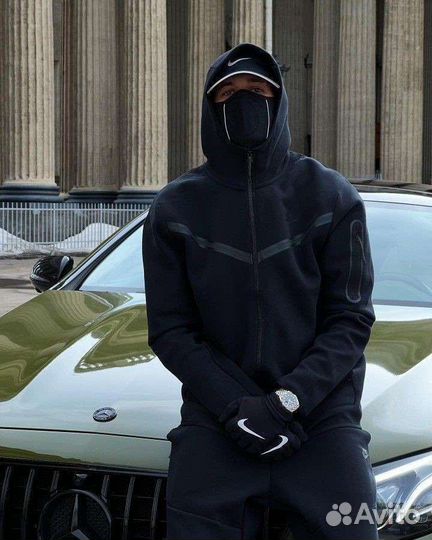 Зипка nike tech fleece