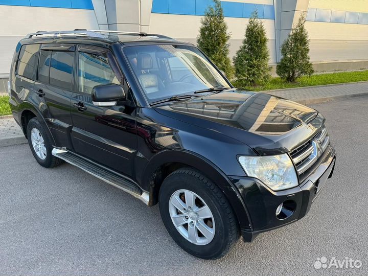 Mitsubishi Pajero 3.2 AT, 2008, 289 000 км