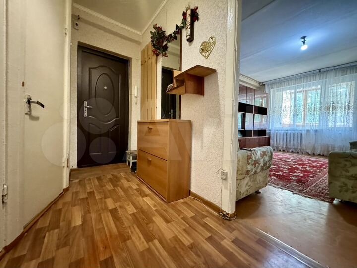 3-к. квартира, 61 м², 3/5 эт.