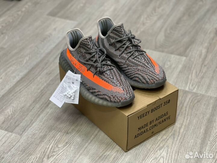 Кроссовки Adidas Yeezy Boost 350 v2 Beluga (36-45)