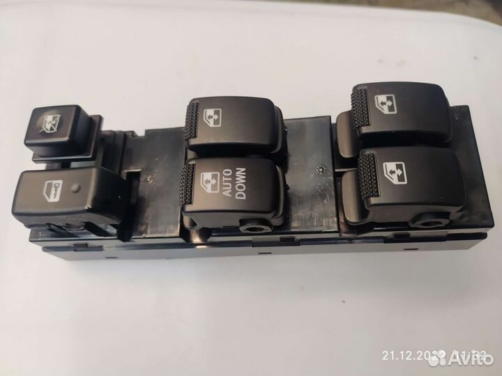Кнопки стеклоподъемников hyundai Tucson