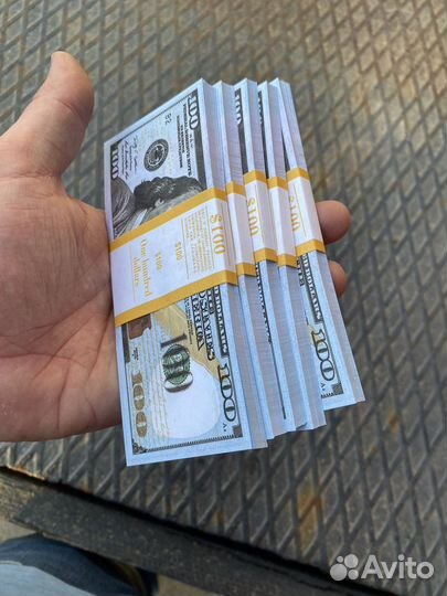 50 тыс бутафорских долларов (5 пачек 100 дол)