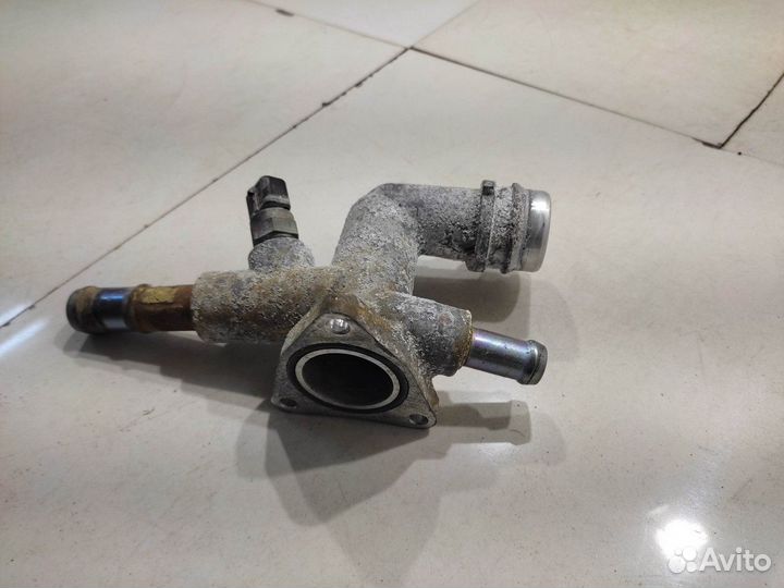 Тройник системы охлаждения (Hyundai Sonata)