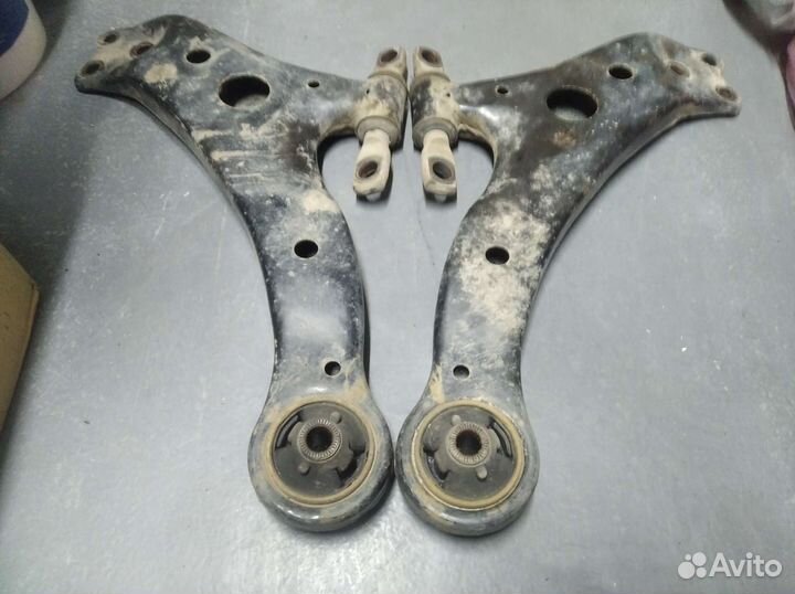 Рычаг передний Тойота Камри V50/V40 оригинал