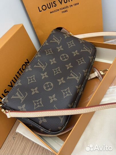 Сумка Louis Vuitton mini pochette