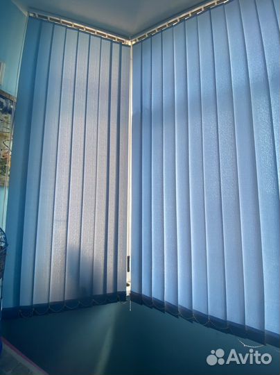 Жалюзи вертикальные с карнизом