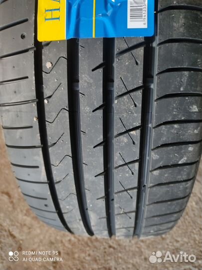 Habilead HF330 275/35 R18 99W
