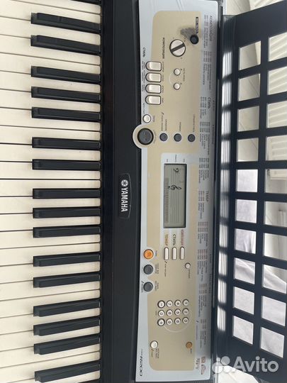 Синтезатор yamaha PSR-R200